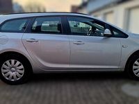 Gebraucht Opel Astra 110 PS (80 kW) 2012 Silber Kombi