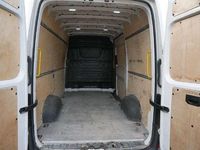 Gebraucht VW Crafter Trendline 177 PS (130 kW) 2020 Candyweiß Van