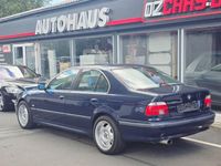 Gebraucht BMW 523 M Sport 170 PS (125 kW) 2000 Blau Limousine