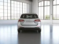 Gebraucht Mercedes B180 136 PS (100 kW) 2022 Weiß Van / Kleinbus