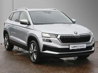 Gebraucht Skoda Karoq Selection 150 PS (110 kW) 2024 Brilliantsilber metallic SUV