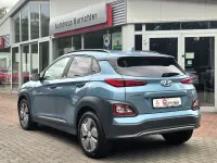 Gebraucht Hyundai Kona Style 150 kW (204 PS) 2020 Blau SUV
