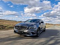 Gebraucht Mercedes CLA200 136 PS (100 kW) 2015 Grau Kombi