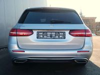 Gebraucht Mercedes E220 Avantgarde 194 PS (142 kW) 2018 Silber Limousine