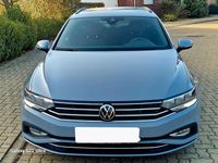 Gebraucht VW Passat R-line 200 PS (147 kW) 2022 Grau Kombi