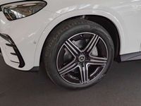 Gebraucht Mercedes GLC200 AMG 204 PS (150 kW) 2024 Schwarz metalliclack obsidians SUV