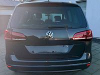Gebraucht VW Sharan Highline 150 PS (110 kW) 2018 Grau Van / Kleinbus