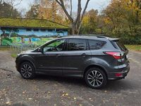 Gebraucht Ford Kuga ST-Line 175 PS (128 kW) 2018 Grau SUV