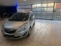 Gebraucht Opel Meriva Edition 101 PS (74 kW) 2010 Silber Van / Kleinbus