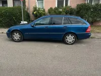 Gebraucht Mercedes C220 Avantgarde 150 PS (110 kW) 2004 Blau Kombi