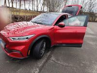 Usata Ford Mustang Mach-E 197 kW (269 CV) 2021 Rosso SUV