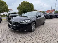 Gebraucht BMW 118 150 PS (110 kW) 2025 Schwarz ii/bonnet fluid black Kleinwagen