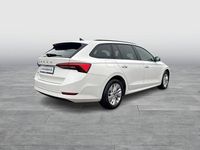 Gebraucht Skoda Octavia Ambition 150 PS (110 kW) 2022 Candyweiß Kombi