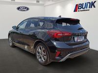 Gebraucht Ford Focus ST-Line 155 PS (114 kW) 2024 Agate black metallic Limousine
