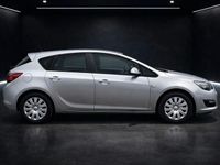 Gebraucht Opel Astra 101 PS (74 kW) 2013 Silber Kleinwagen