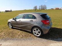 Gebraucht Mercedes A200 156 PS (114 kW) 2013 Grau Limousine
