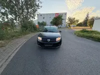 Gebraucht Dacia Sandero Ambiance 75 PS (55 kW) 2014 Schwarz Limousine