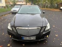 Gebraucht Mercedes E220 170 PS (125 kW) 2010 Schwarz Limousine