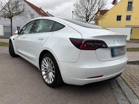 Gebraucht Tesla Model 3 Standard Range 239 kW (325 PS) 2020 Weiß Limousine