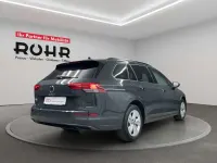 Second-hand VW Golf VIII Life 131 CP (96 kW) 2023 Gri Break