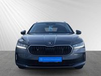 Gebraucht Skoda Superb Essence 150 PS (110 kW) 2024 Grau Kombi
