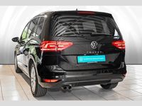 Gebraucht VW Touran Move 150 PS (110 kW) 2023 Schwarz Van / Kleinbus