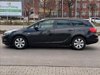 Gebraucht Opel Astra 140 PS (102 kW) 2015 Schwarz Kombi