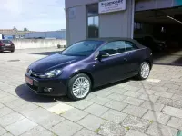 Gebraucht VW Golf Cabriolet Cup 122 PS (89 kW) 2015 Dark purple metallic Cabrio