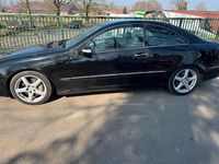 Second-hand Mercedes CLK200 2007 Negru Coupe