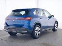 Gebraucht Mercedes EQA300 Progressive 167 kW (228 PS) 2024 Blau spektralblau SUV