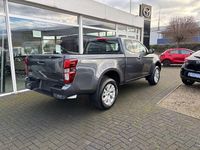 Neu Isuzu D-Max 163 PS (119 kW) 2025 Grau SUV