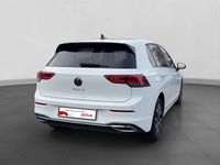 Gebraucht VW Golf VIII Active 110 PS (80 kW) 2022 Weiß Limousine