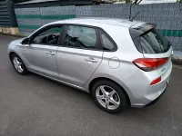 Gebraucht Hyundai i30 Trend 101 PS (74 kW) 2018 Silber Limousine