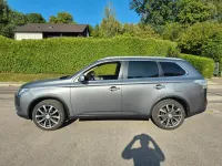 Gebraucht Mitsubishi Outlander Diamant Edition 150 PS (110 kW) 2015 Grau SUV