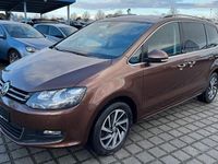 Gebraucht VW Sharan Sound 150 PS (110 kW) 2017 Braun Van / Kleinbus