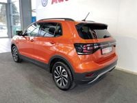Gebraucht VW T-Cross Life 150 PS (110 kW) 2022 Orange SUV