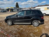 Gebraucht Mercedes ML320 224 PS (164 kW) 2006 Schwarz SUV