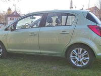 Gebraucht Opel Corsa 87 PS (63 kW) 2010 Grün Kleinwagen