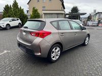 Gebraucht Toyota Auris 99 PS (72 kW) 2014 Braun Limousine