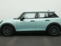 Gebraucht Mini Cooper S Classic 204 PS (150 kW) 2025 Grün Kleinwagen