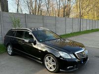 Gebraucht Mercedes E220 Avantgarde 170 PS (125 kW) 2011 Schwarz Kombi