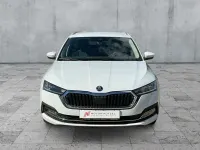 Gebraucht Skoda Octavia Style 204 PS (150 kW) 2022 Moonweiss metallic Kombi