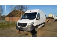 Używany Mercedes Sprinter 170 KM (125 kW) 2022 Biały Van