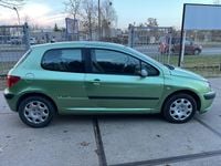 Gebraucht Peugeot 307 109 PS (80 kW) 2002 Grün Limousine