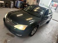 Gebraucht Ford Mondeo Ghia 125 PS (91 kW) 2004 Grün Limousine