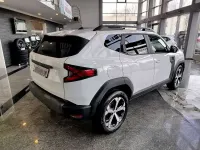 Neu Dacia Duster Journey 140 PS (102 kW) 2026 Arktis weiß SUV