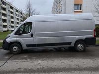 Gebraucht Peugeot Boxer 140 PS (102 kW) 2022 Grau Van