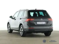 Gebraucht VW Tiguan Move 150 PS (110 kW) 2023 Grau SUV