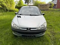 Gebraucht Peugeot 206 Style 75 PS (55 kW) 2001 Grau Limousine