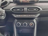 Gebraucht Dacia Sandero Expression 91 PS (66 kW) 2024 Perlmuttschwarz Kleinwagen